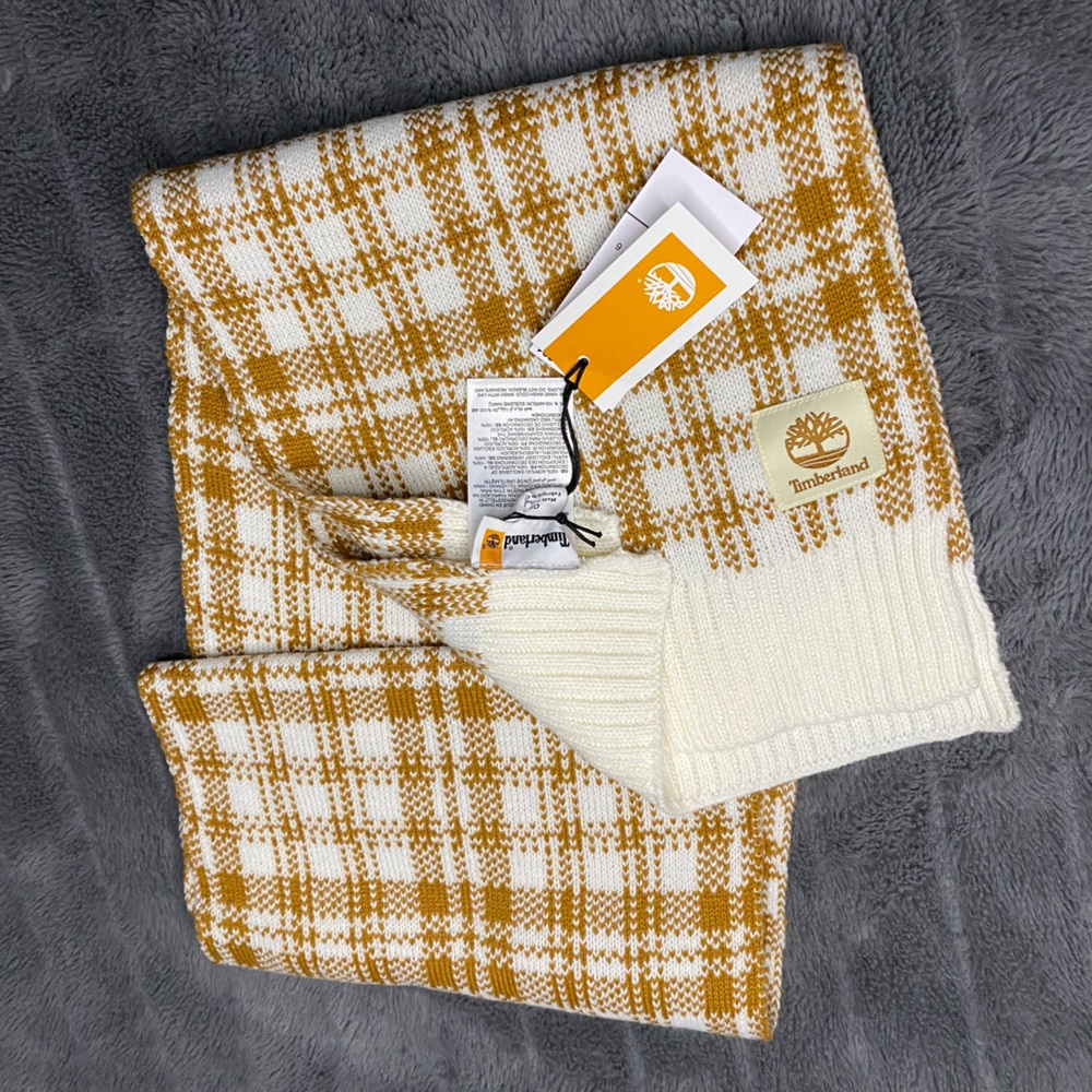 Timberland Women’s Plaid Scarf